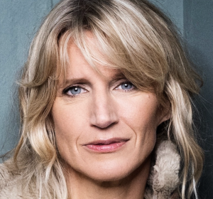 katja-hoffmann-start-1.png
